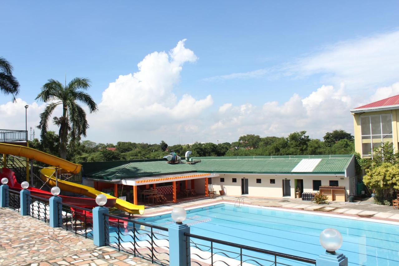 Eon Centennial Resort Hotel & Waterpark 伊洛伊洛 外观 照片