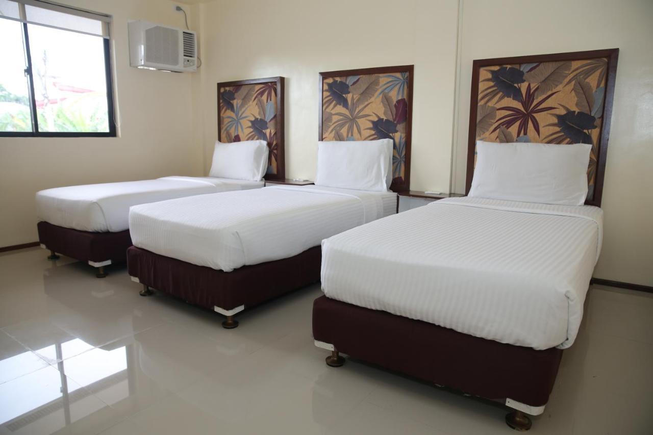 Eon Centennial Resort Hotel & Waterpark 伊洛伊洛 外观 照片