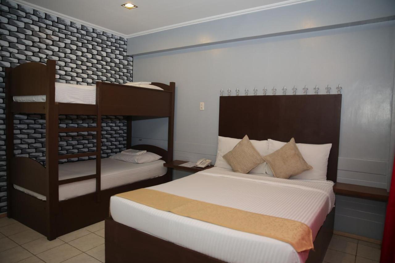 Eon Centennial Resort Hotel & Waterpark 伊洛伊洛 外观 照片