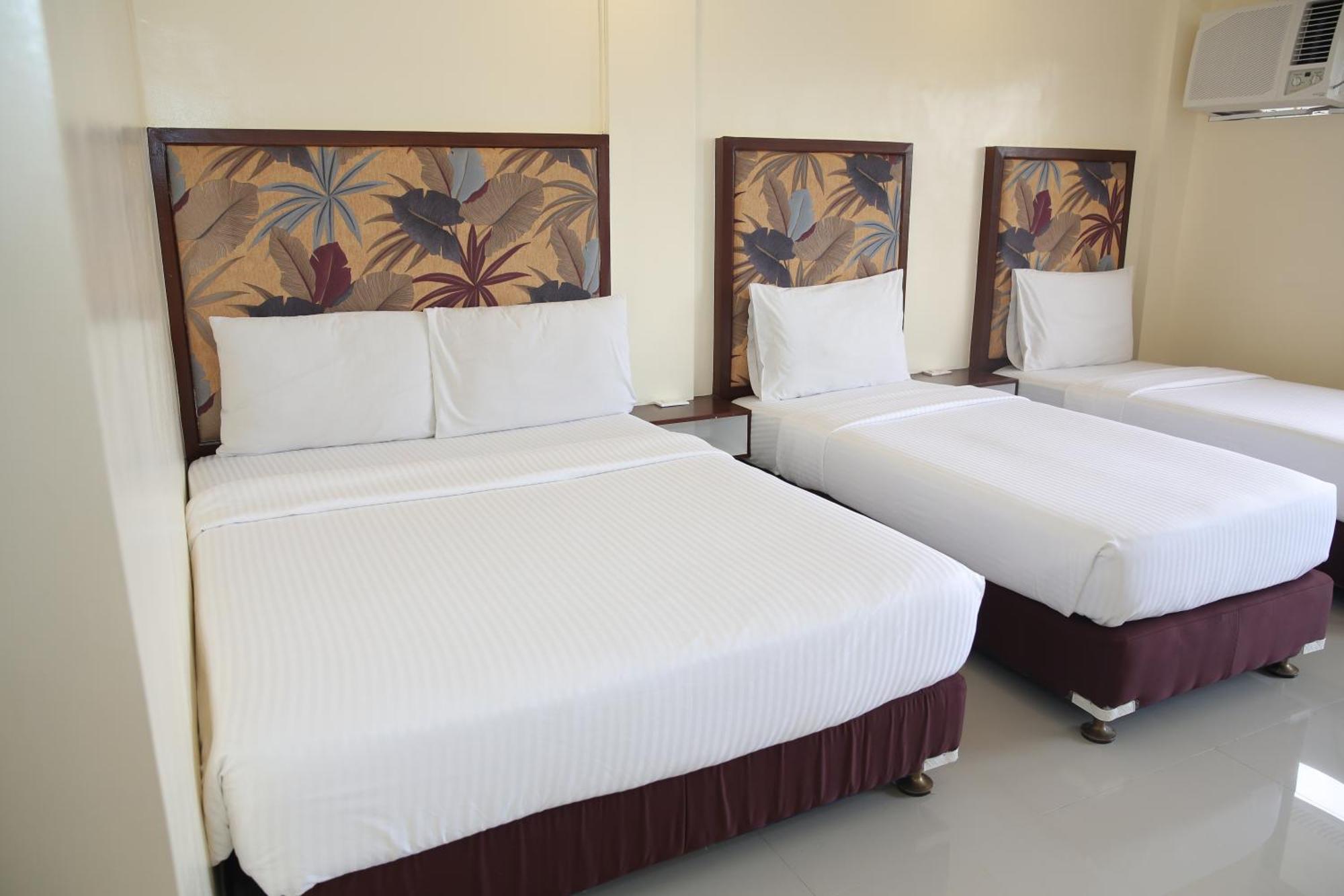 Eon Centennial Resort Hotel & Waterpark 伊洛伊洛 客房 照片